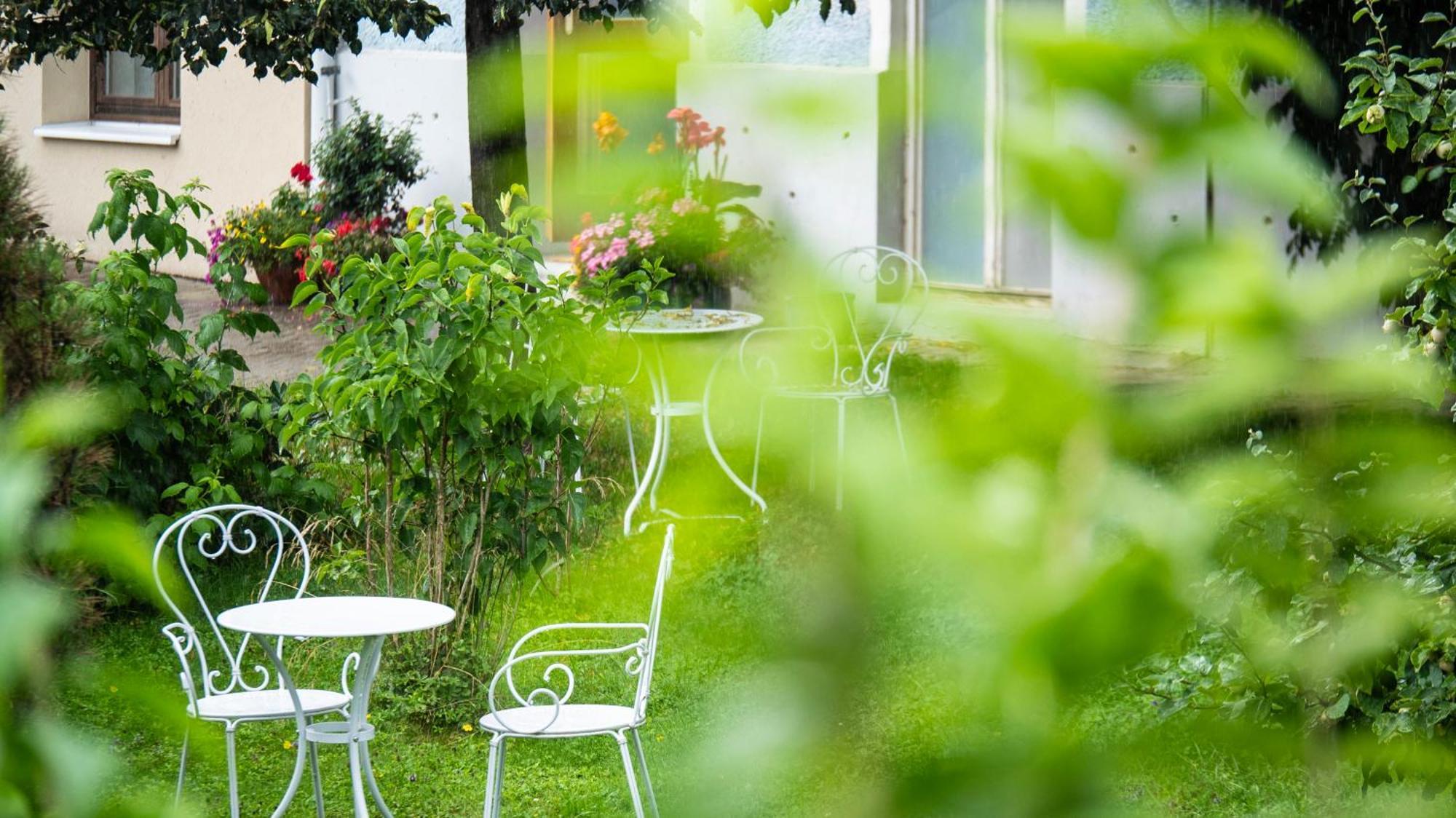 Hotel Villa Rueckert Грац Экстерьер фото